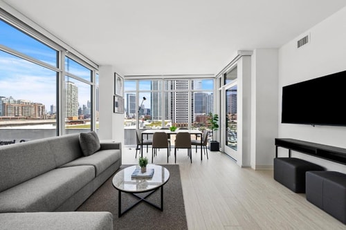 Level Suite Near K2 Apartments Dog Park CHI 6 Luxury Bookings