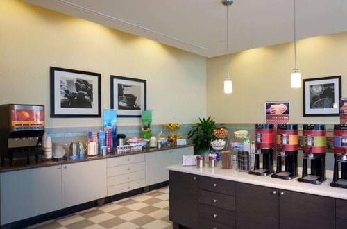 King Room Near Southside Park MIA 9 Luxury Bookings