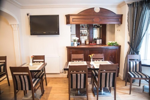Double Or Twin Room Near Holland Park LON 11 Luxury Bookings
