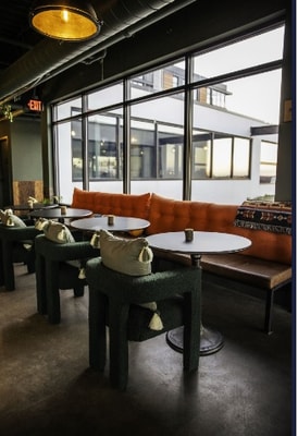 Classic Twin Room Near Tree House Rooftop WDC 12 Luxury Bookings