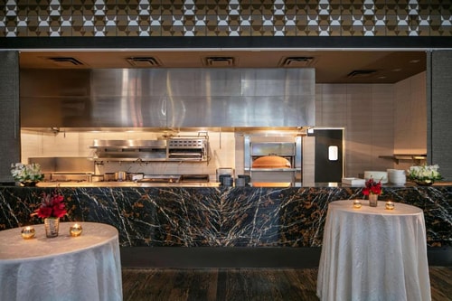 Deluxe King Room Near CBR Bar CHI 7 Luxury Bookings
