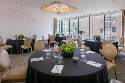 Deluxe King Room Near CBR Bar CHI 8 Luxury Bookings