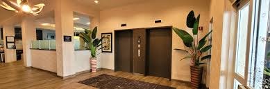 Double Room Near Coral Bagels MIA 13 Luxury Bookings