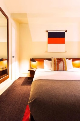 Superior King Room Near Art Schools Directory CHI 2 Luxury Bookings