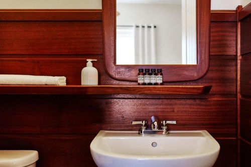 Superior King Room Near Art Schools Directory CHI 6 Luxury Bookings