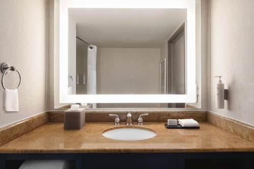 King Suite Near Supermix Airport Plant MIA 5 Luxury Bookings