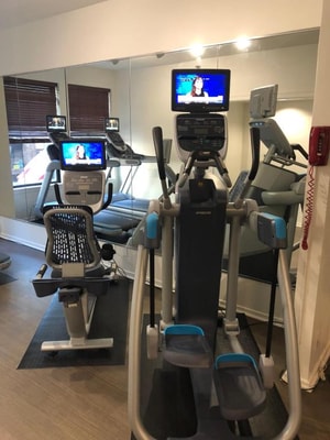 Standard King Room Near Juniper Chi 11 Luxury Bookings