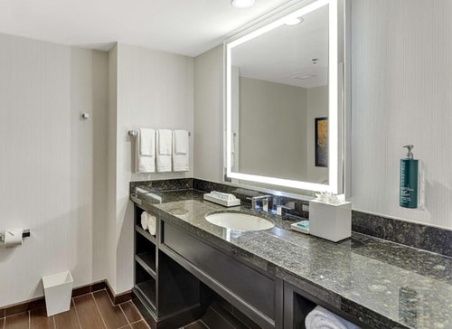 Double Room Near Bureau Of Diplomatic Security MIA 4 Luxury Bookings