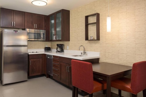 King Studio Near Chevron LAS 4 Luxury Bookings