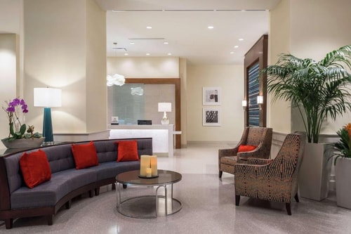 King Room Near Code Wise Doral MIA 6 Luxury Bookings