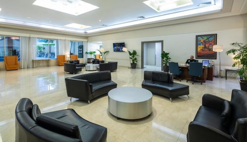 Standard Queen Room Near Tickets of America MIA 10 Luxury Bookings