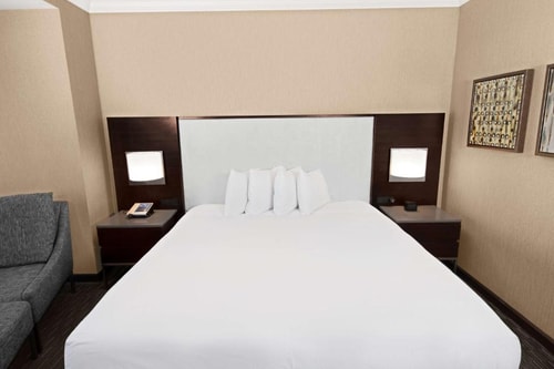 King Roon Near Glide Memorial Church SAN 2 Luxury Bookings