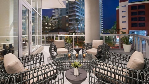 King Room Near Ohla Miami MIA 7 Luxury Bookings