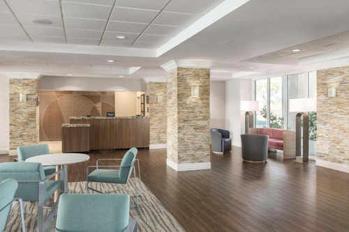King Suite Near Nicklaus Children Health Systm MIA 10 Luxury Bookings
