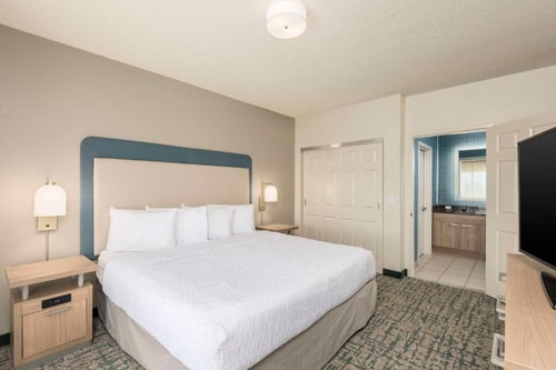 King Suite Near Nicklaus Children Health Systm MIA Luxury Bookings