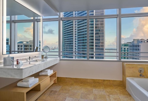 King Room Near Craft Brickell MIA 2 Luxury Bookings