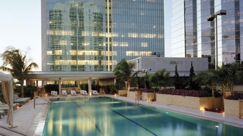 King Room Near Craft Brickell MIA 12 Luxury Bookings