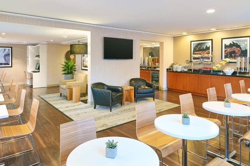 Traditional King Room Near 360 CHI 10 Luxury Bookings