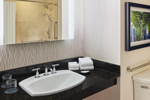 Traditional King Room Near 360 CHI 8 Luxury Bookings