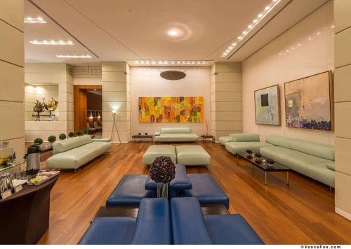 King Room Near Primary Bar Management MIA 8 Luxury Bookings