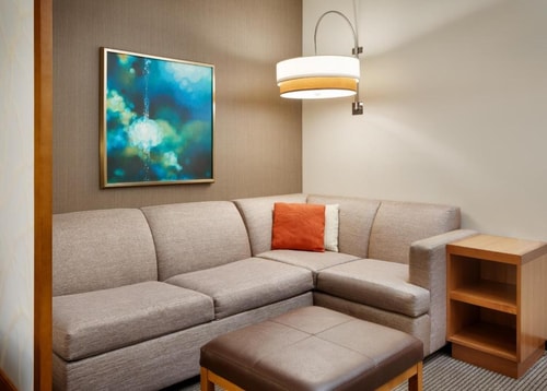 King Room Near Aviation Technical College MIA 5 Luxury Bookings