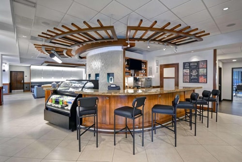 King Room Near Golden Trust Insurance MIA 5 Luxury Bookings