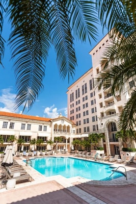 King Room Near Coral Gables Museum MIA 12 Luxury Bookings