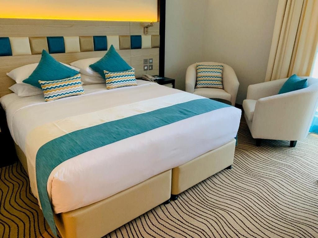 Standard Room Near United Hyper Market Luxury Bookings