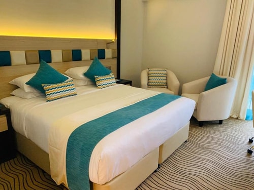 Standard Room Near United Hyper Market 5 Luxury Bookings