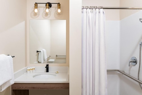 Studio Near Kendall College CHI 4 Luxury Bookings