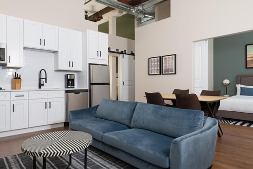 Studio Near Kendall College CHI 6 Luxury Bookings