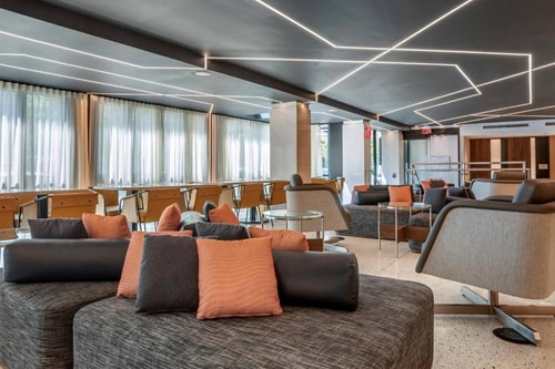 King Room Near Embassy of Micronesia WDC 6 Luxury Bookings