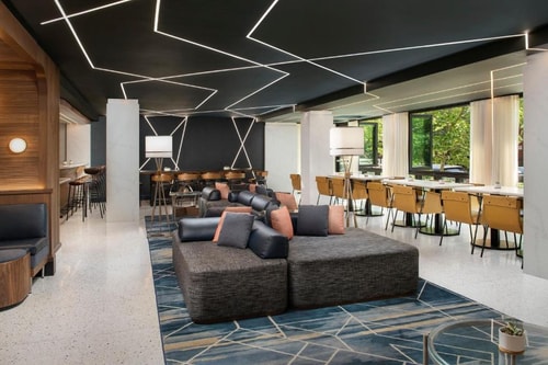 King Room Near Embassy of Micronesia WDC 7 Luxury Bookings