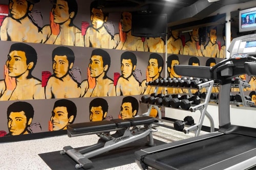 King or Twin Room Near Policia Nacional WDC 14 Luxury Bookings