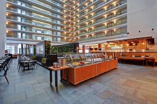 King Suite Near U Medicine River East CHI 9 Luxury Bookings