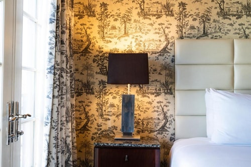 Deluxe King Room Near Embassy of Malta WDC 2 Luxury Bookings