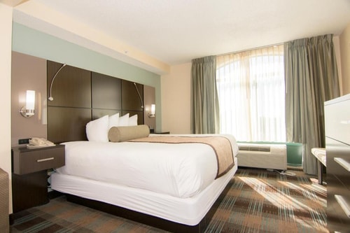 King Studio Su Near Epic Theatres At Lee Vista ORL Luxury Bookings