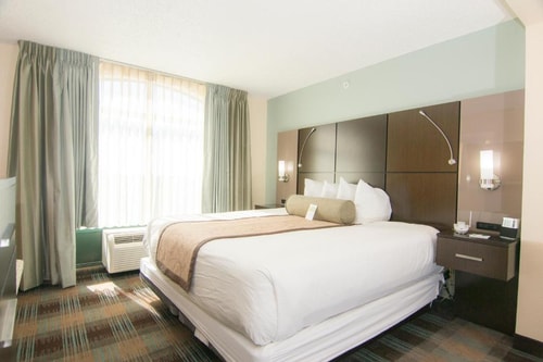 King Studio Su Near Epic Theatres At Lee Vista ORL 1 Luxury Bookings