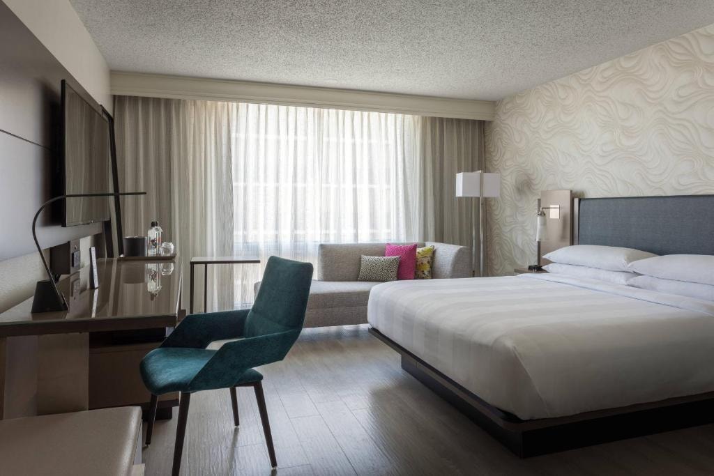 Guest Room Near Avis Car Rental MIA Luxury Bookings
