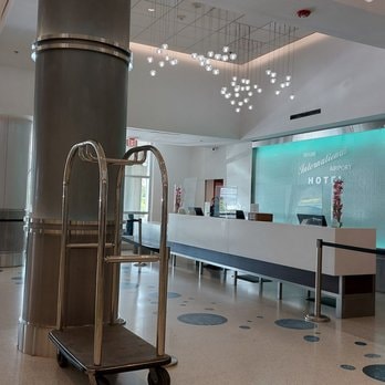 Standard King Room Near  Florida Lottery MIA 5 Luxury Bookings