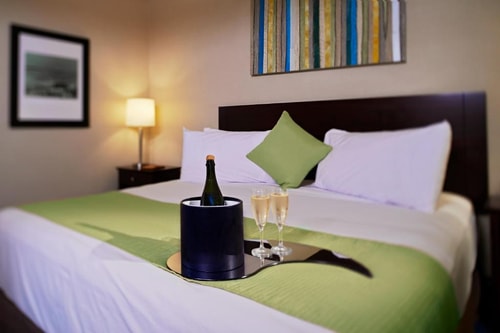 Standard King Room Near  Florida Lottery MIA 1 Luxury Bookings