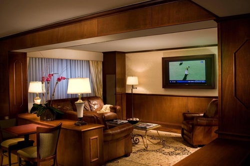 Guest Room Near SPC Surgical Urologia  MIA 6 Luxury Bookings