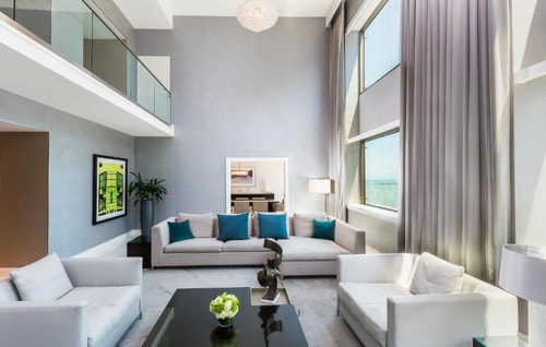 Classic King Room Near Marshalls MIA 7 Luxury Bookings