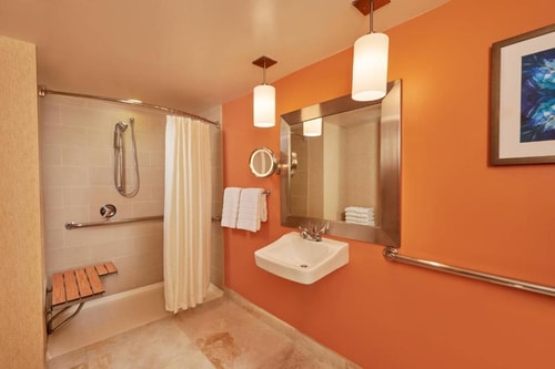 Luxury Furnished Guest Room Near Starbucks LAS 5 Luxury Bookings