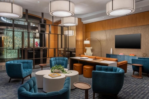 Deluxe King Room Near River Front MIA 9 Luxury Bookings