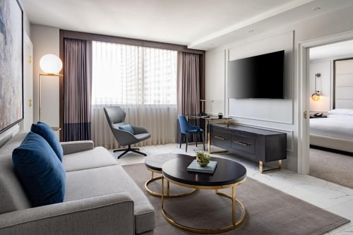 King Room Near Jade Sushi Express MIA 12 Luxury Bookings