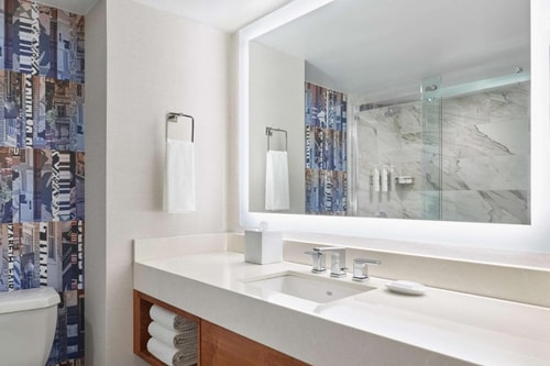 King Suite Near Franklin Park WDC 7 Luxury Bookings