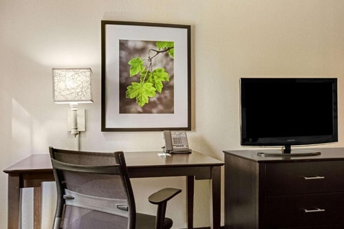 King Room Near MIA Car Rental MIA 12 Luxury Bookings