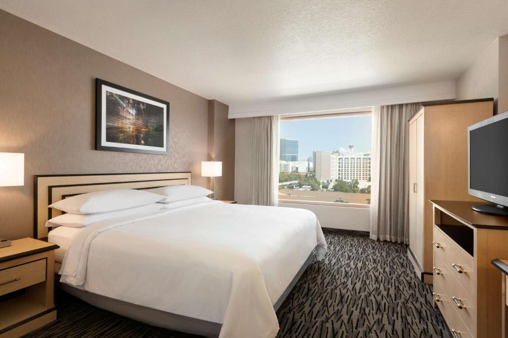 King Suite Near Resort Gaming Group LAS Luxury Bookings