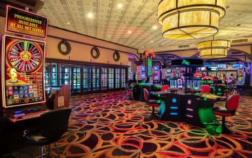 Deluxe King Room Near William Hill Sportsbook LAS 3 Luxury Bookings